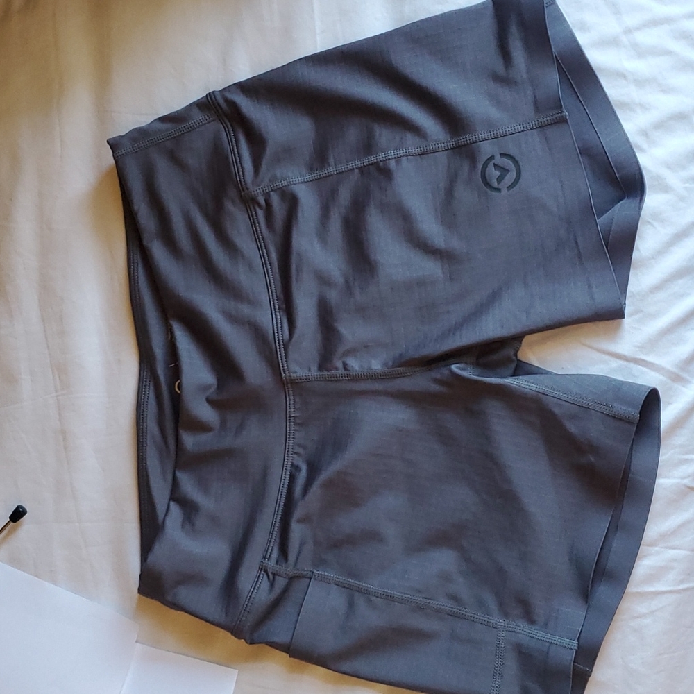 Virus Compression Pocket Shorts Size S